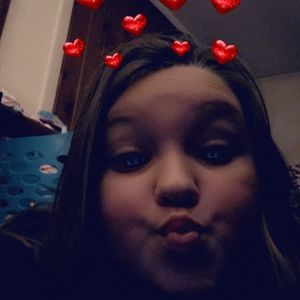 Meet your Posher, Alivia